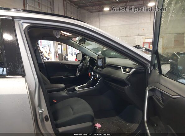 JTMLWRFV1KD030946 2019 TOYOTA RAV4 HYBRID Серебряный Вид салона спереди