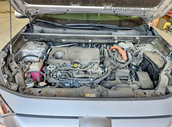 JTMMWRFV4KD010758 2019 TOYOTA RAV4 Silver Vista del compartimento del motor