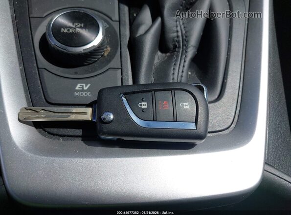 JTMMWRFV9RD221805 2024 TOYOTA RAV4 HYBRID Silver Առջևի վահանակի տեսք