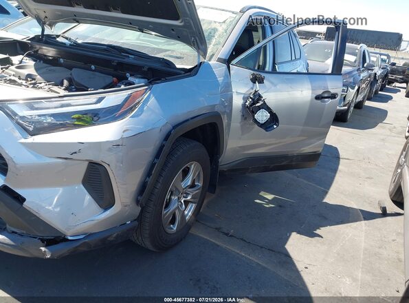 JTMMWRFV9RD221805 2024 TOYOTA RAV4 HYBRID Silver Դիմացի տեսք