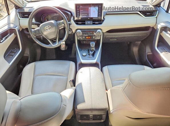 JTMN1RFV3KD507223 2019 TOYOTA RAV4 Gray Widok deski rozdzielczej