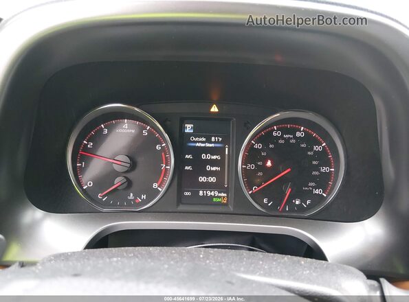 JTMNFREV1JJ749530 2018 TOYOTA RAV4 White Widok tylnych siedzeń