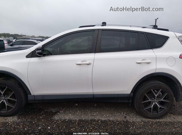 JTMNFREV1JJ749530 2018 TOYOTA RAV4 White 