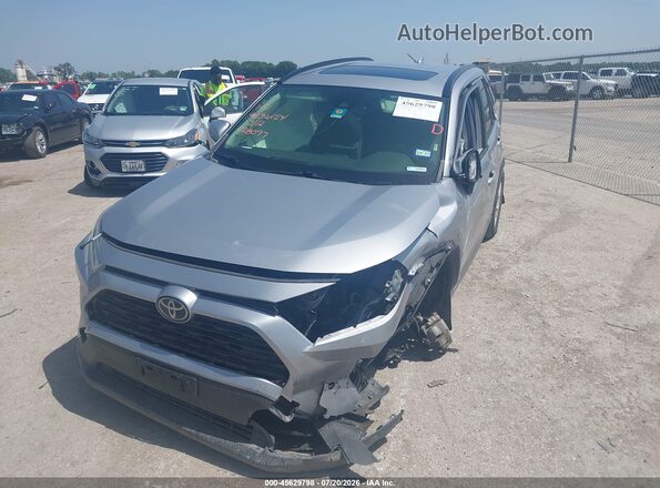 JTMP1RFV5KD028097 2019 TOYOTA RAV4 Silver Առջևի ձախ երեք քառորդ տեսարան