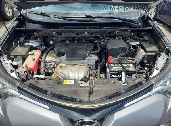 JTMRFREV0JD235295 2018 TOYOTA RAV4 Silver ძრავის განყოფილების ხედი