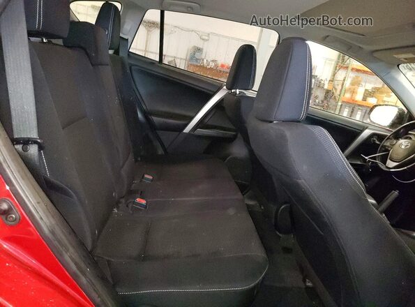 JTMRFREV1HJ171280 2017 TOYOTA RAV4 Red Widok wnętrza z tyłu