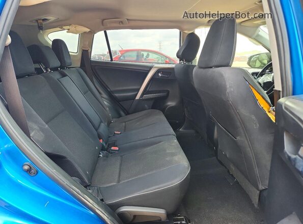 JTMRFREV2GJ067329 2016 TOYOTA RAV4 Blue Vista interior trasera