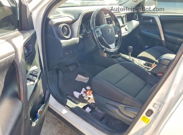 JTMRFREV2JJ198459 2018 TOYOTA RAV4 White Առջևի վահանակի տեսք