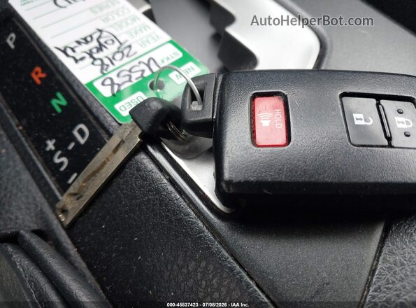 JTMRFREV2JJ235199 2018 TOYOTA RAV4 Silver Widok deski rozdzielczej