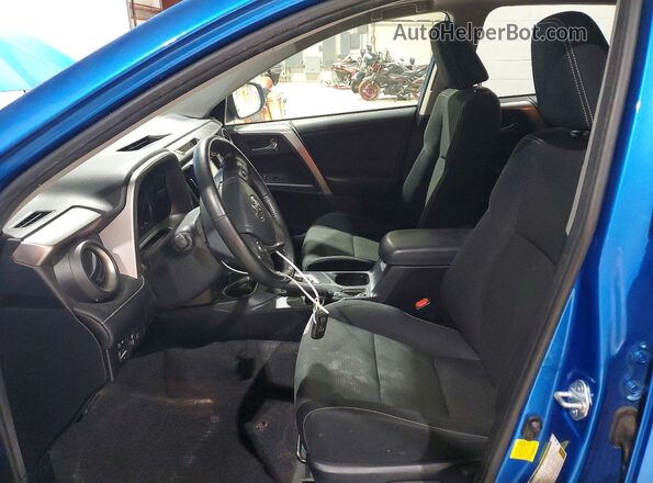 JTMRFREV2JJ720197 2018 TOYOTA RAV4 Blue Widok wnętrza z przodu