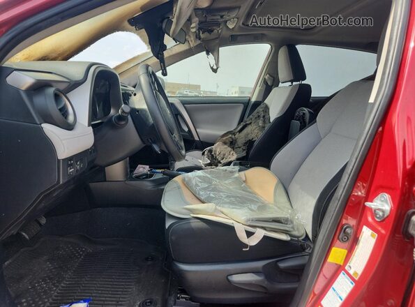 JTMRFREV3HJ112330 2017 TOYOTA RAV4 Red Front interior view