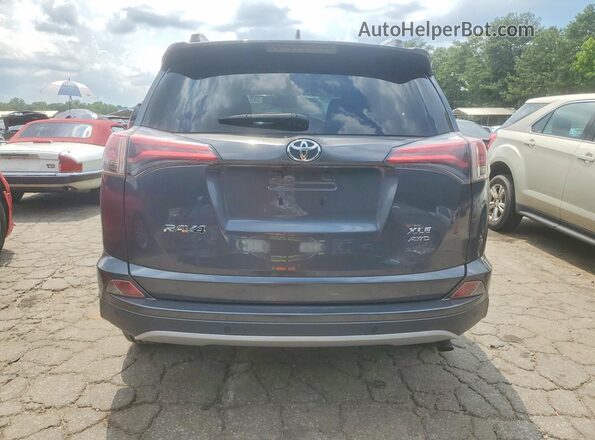 JTMRFREV4HD208143 2017 TOYOTA RAV4 Gray Հետևի տեսք