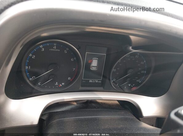 JTMRFREV5HJ700939 2017 TOYOTA RAV4 Серый Вид задних сидений