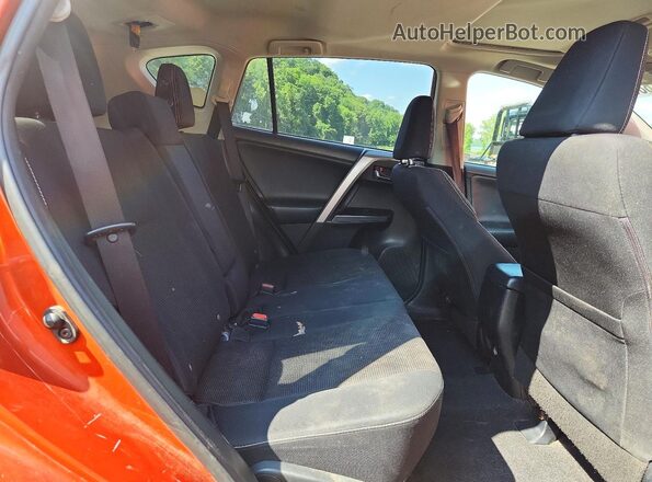 JTMRFREV6GJ055782 2016 TOYOTA RAV4 Orange Սալոնի հետևի տեսք