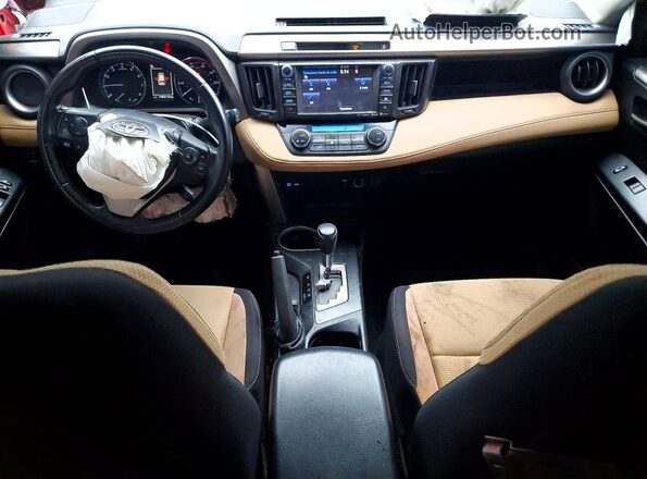 JTMRFREV6GJ056172 2016 TOYOTA RAV4 Red Widok tylnych siedzeń