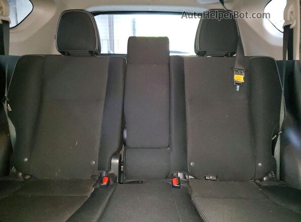 JTMRFREV7GJ080108 2016 TOYOTA RAV4 Orange Rear seats view
