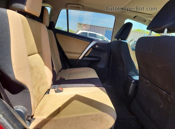JTMRFREV8GJ053466 2016 TOYOTA RAV4 Red Вид задньої частини салону