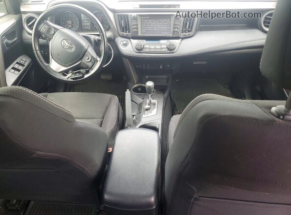 JTMRFREVXJJ736518 2018 TOYOTA RAV4 White Вид панелі приладів
