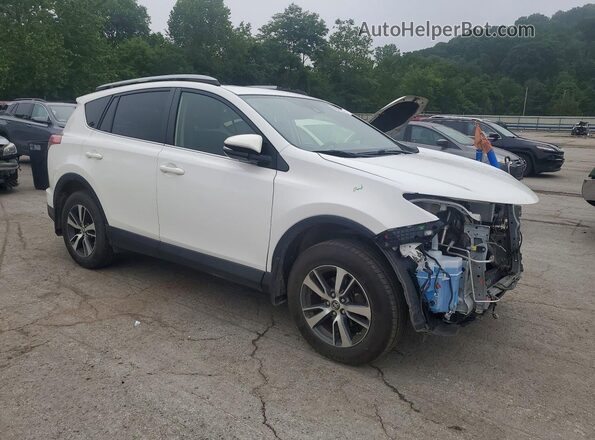 JTMRFREVXJJ736518 2018 TOYOTA RAV4 White Передня права чверть