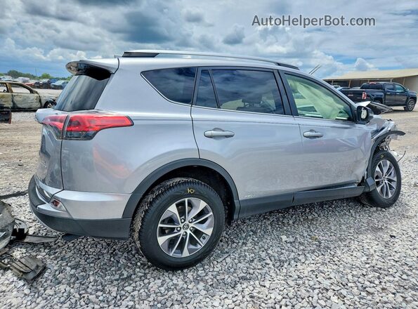 JTMRJREV2JD193596 2018 TOYOTA RAV4 Silver Rear right