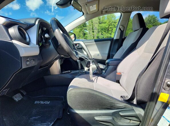 JTMRJREV3JD254504 2018 TOYOTA RAV4 Gray Front interior view