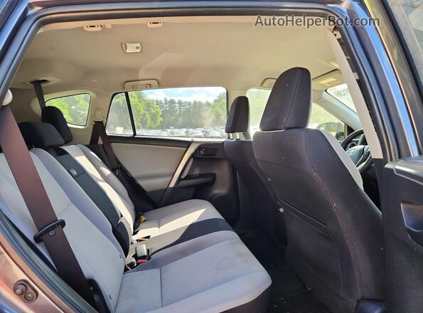 JTMRJREV3JD254504 2018 TOYOTA RAV4 Gray Rear interior view