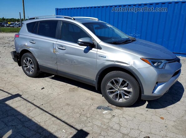 JTMRJREV7HD120539 2017 TOYOTA RAV4 Silver Przód prawy