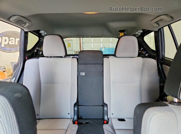 JTMRJREV8GD001641 2016 TOYOTA RAV4 Gray Widok tylnych siedzeń
