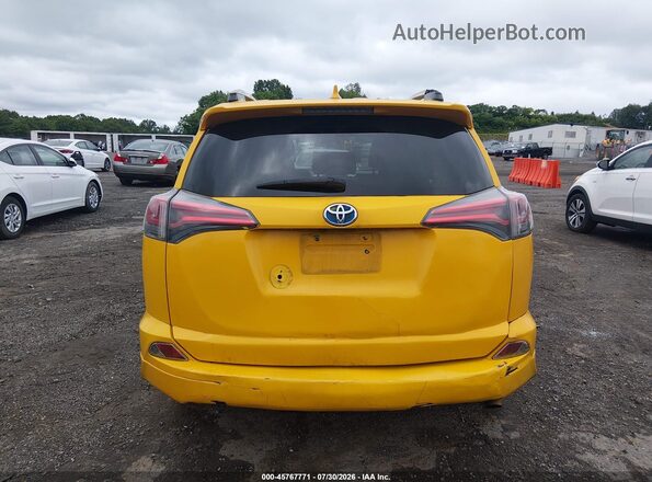 JTMRJREVXJD258775 2018 TOYOTA RAV4 HYBRID Yellow 