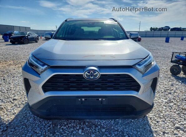 JTMRWRFV6ND564751 2022 TOYOTA RAV4 Серебряный Вид спереди