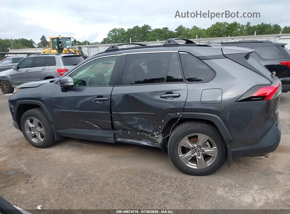 JTMRWRFV6PD181718 2023 TOYOTA RAV4 HYBRID Gray Вид задньої частини салону