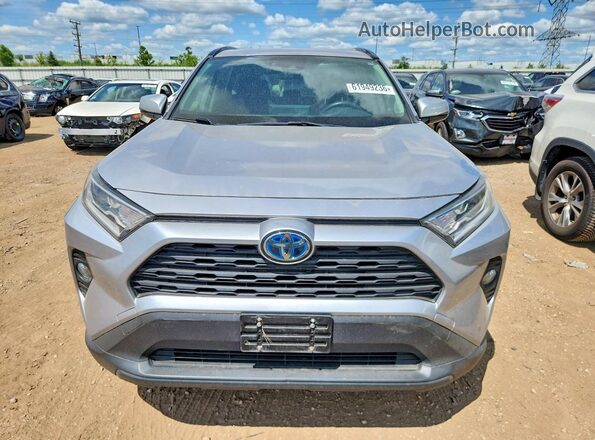JTMRWRFV8KD005052 2019 TOYOTA RAV4 Silver Widok z przodu