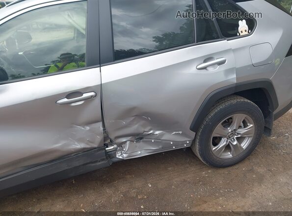 JTMRWRFVXPJ057694 2023 TOYOTA RAV4 HYBRID Silver Դիմացի տեսք