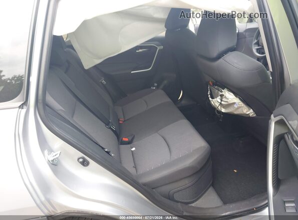 JTMRWRFVXPJ057694 2023 TOYOTA RAV4 HYBRID Silver VIN կոդի պիտակի տեսք