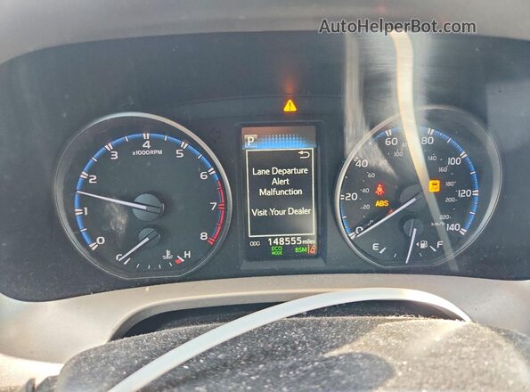JTMWFREV1HJ147242 2017 TOYOTA RAV4 Blue Սարքավորումների վահանակի տեսք