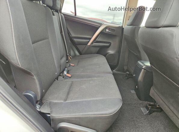 JTMWFREV2JJ170437 2018 TOYOTA RAV4 White Rear interior view
