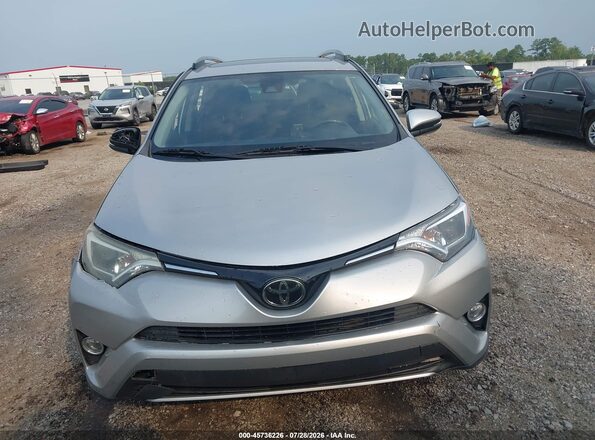 JTMWFREV2JJ195886 2018 TOYOTA RAV4 Silver Вид щитка приладів