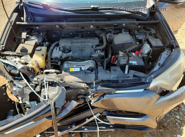 JTMWFREV3HD097300 2017 TOYOTA RAV4 Gray Вид підкапотного простору