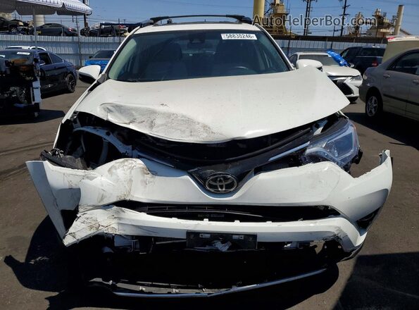 JTMWFREV3HJ121306 2017 TOYOTA RAV4 White Widok z przodu