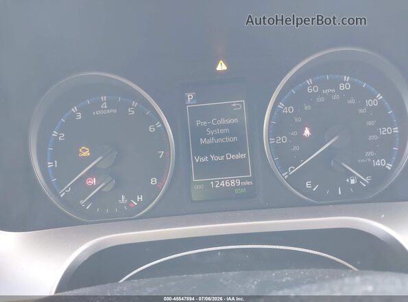 JTMWFREV3JD115476 2018 TOYOTA RAV4 Белый Вид задних сидений