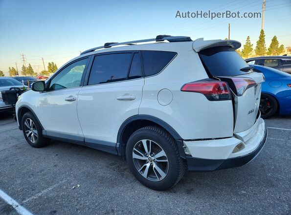 JTMWFREV7JJ732171 2018 TOYOTA RAV4 White Tył lewy