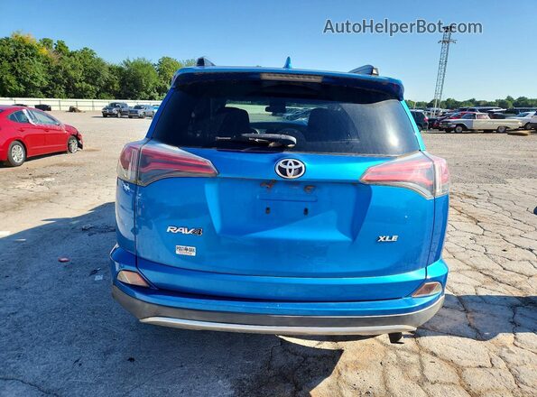 JTMWFREV8HJ100760 2017 TOYOTA RAV4 Blue უკანა ხედი