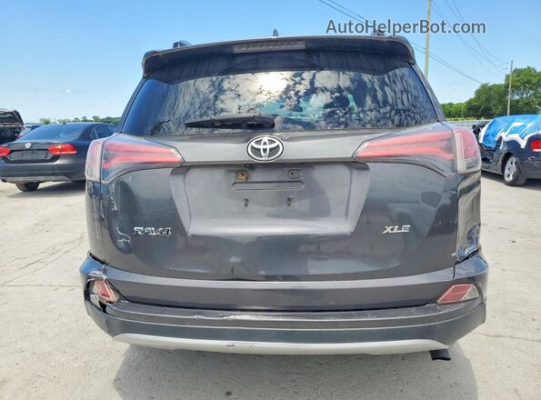JTMWFREV8HJ139462 2017 TOYOTA RAV4 Gray Widok z tyłu