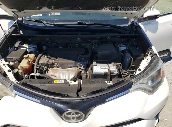 JTMWFREV9HD096782 2017 TOYOTA RAV4 White Widok komory silnika