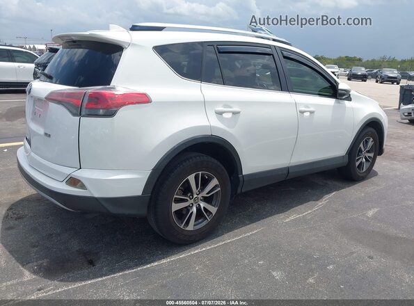 JTMWFREV9HJ102338 2017 TOYOTA RAV4 White Trasero derecho