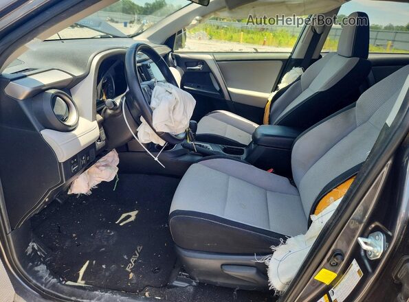 JTMWFREVXHJ113039 2017 TOYOTA RAV4 Серый Вид салона спереди