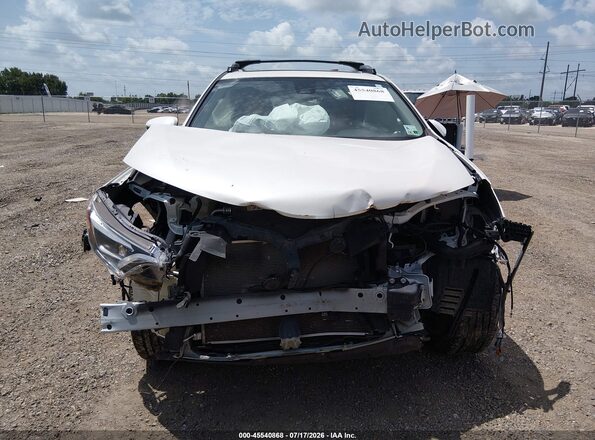 JTMYFREV0JJ204092 2018 TOYOTA RAV4 White Vista interior trasera