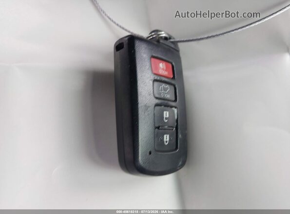 JTMYFREV2JJ180782 2018 TOYOTA RAV4 Silver Dashboard view