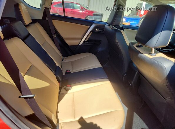 JTMYFREV5GJ069958 2016 TOYOTA RAV4 Red Vista interior trasera