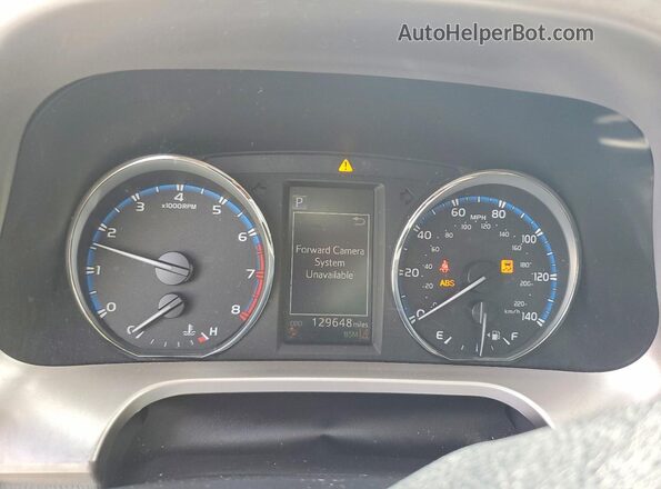 JTMYFREV8JJ734665 2018 TOYOTA RAV4 White Instrument cluster view